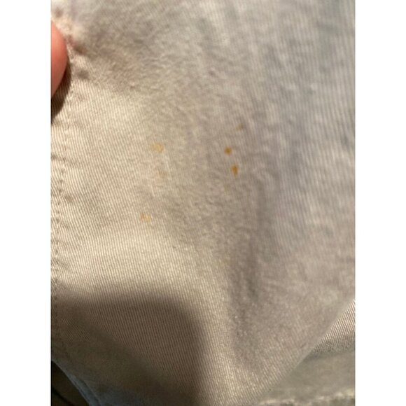 Van Heusen Light Khaki Capris | Women’s 18 | Button Hem Detail - Picture 5 of 9